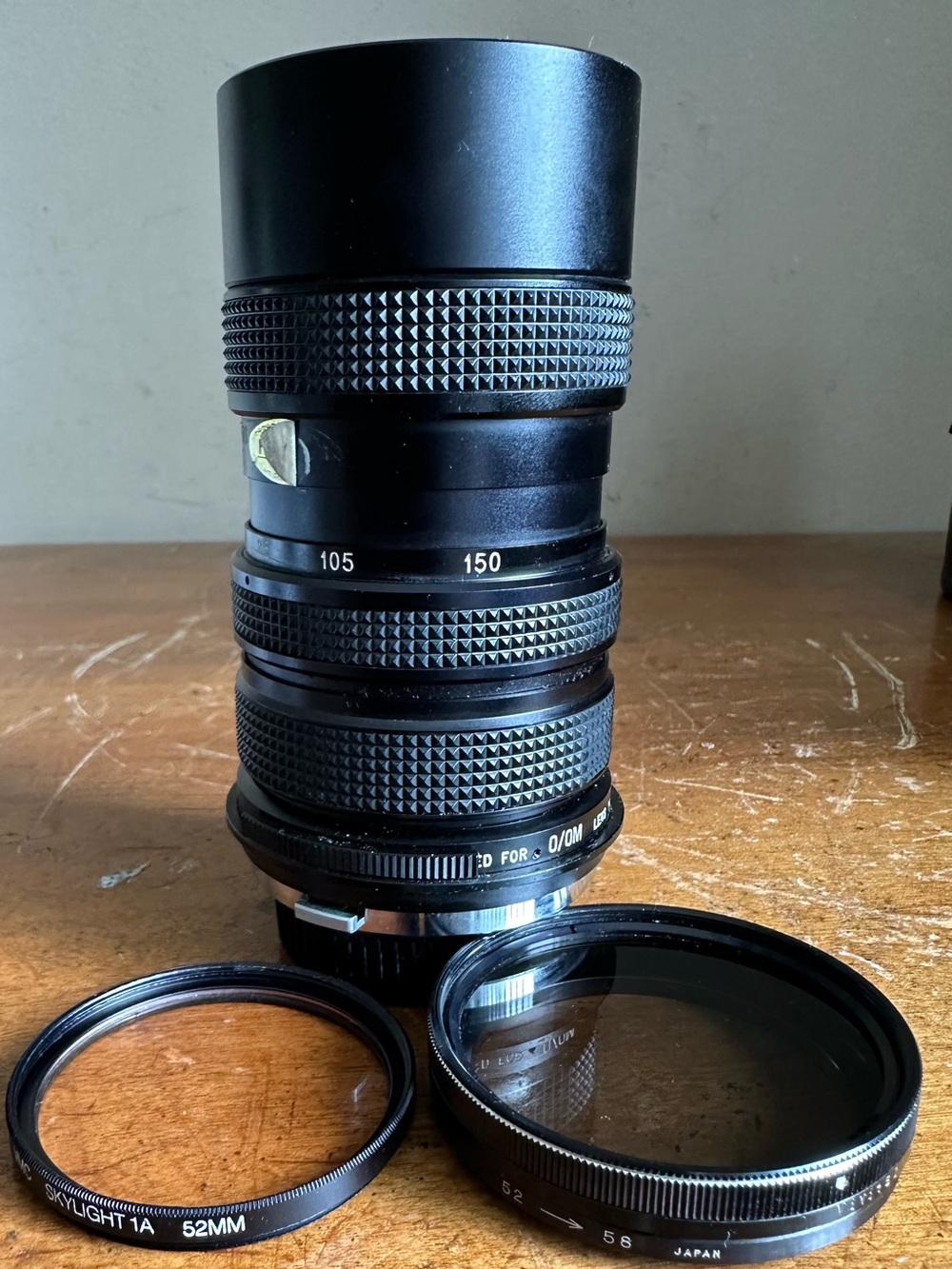 Vivitar 70-150mm f:3.8 52mm Close Focusing Auto Zoom Camera Lens w/ 52mm Filters
